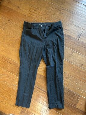 Classic Grey stretch Womens pixie short highwaisted Pants with pockets
